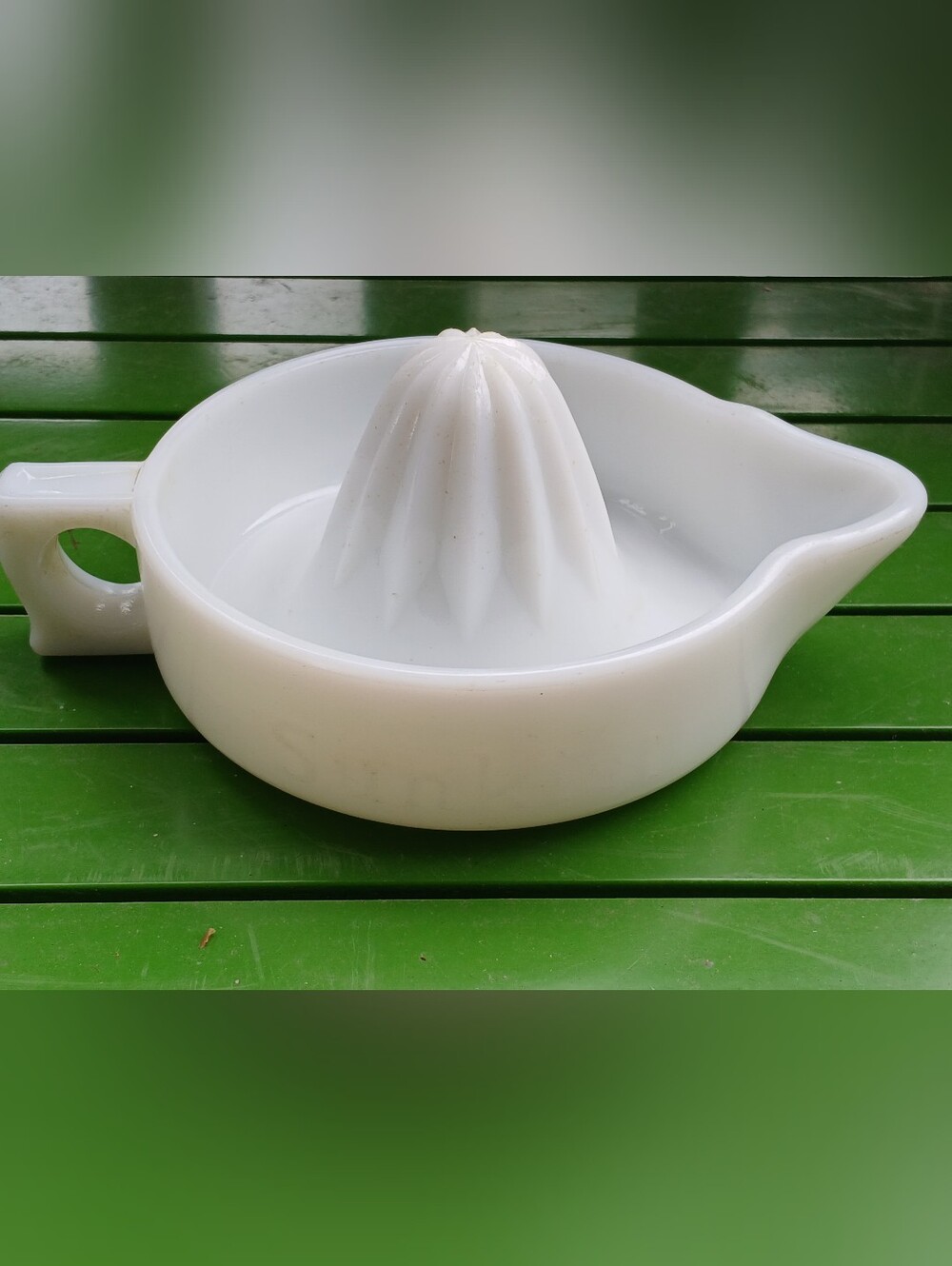 Vintage SunKist White Glass Citrus Reamer /Juicer